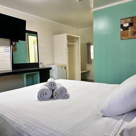 Kalka Palms Hotel Motel Rockhampton Exterior foto